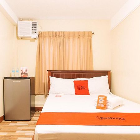 Reddoorz Near Pnr Espana Station Manila Ngoại thất bức ảnh